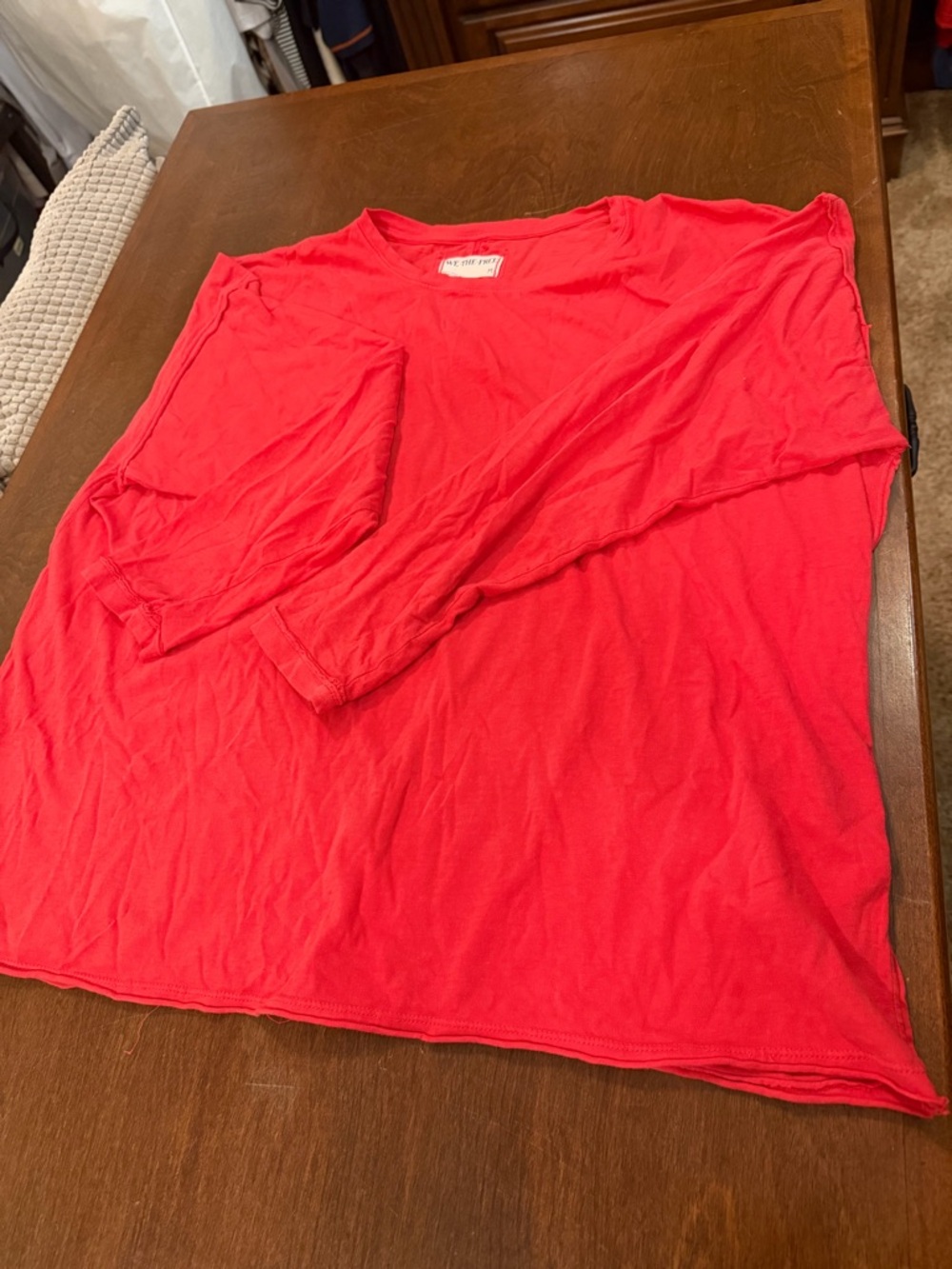 We The Free women’s Long-Sleeve Crewneck Shirt - Bright Red